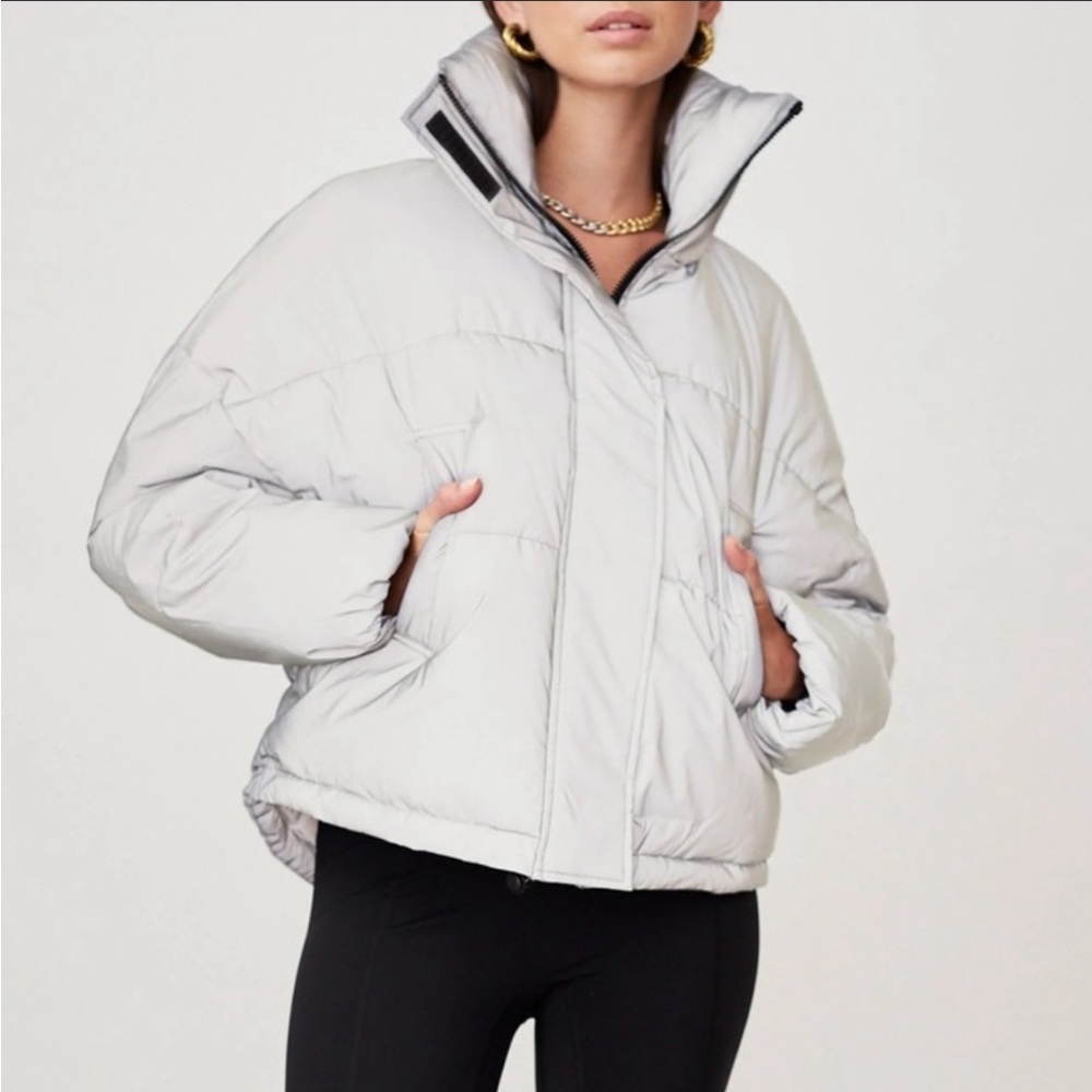 Large Apparis, Nova jacket in reflective grey bandier. 100% polyester